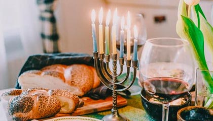 MK手机客户端-蝶泳50米划频冠军仅用24次，蝶泳50米记录